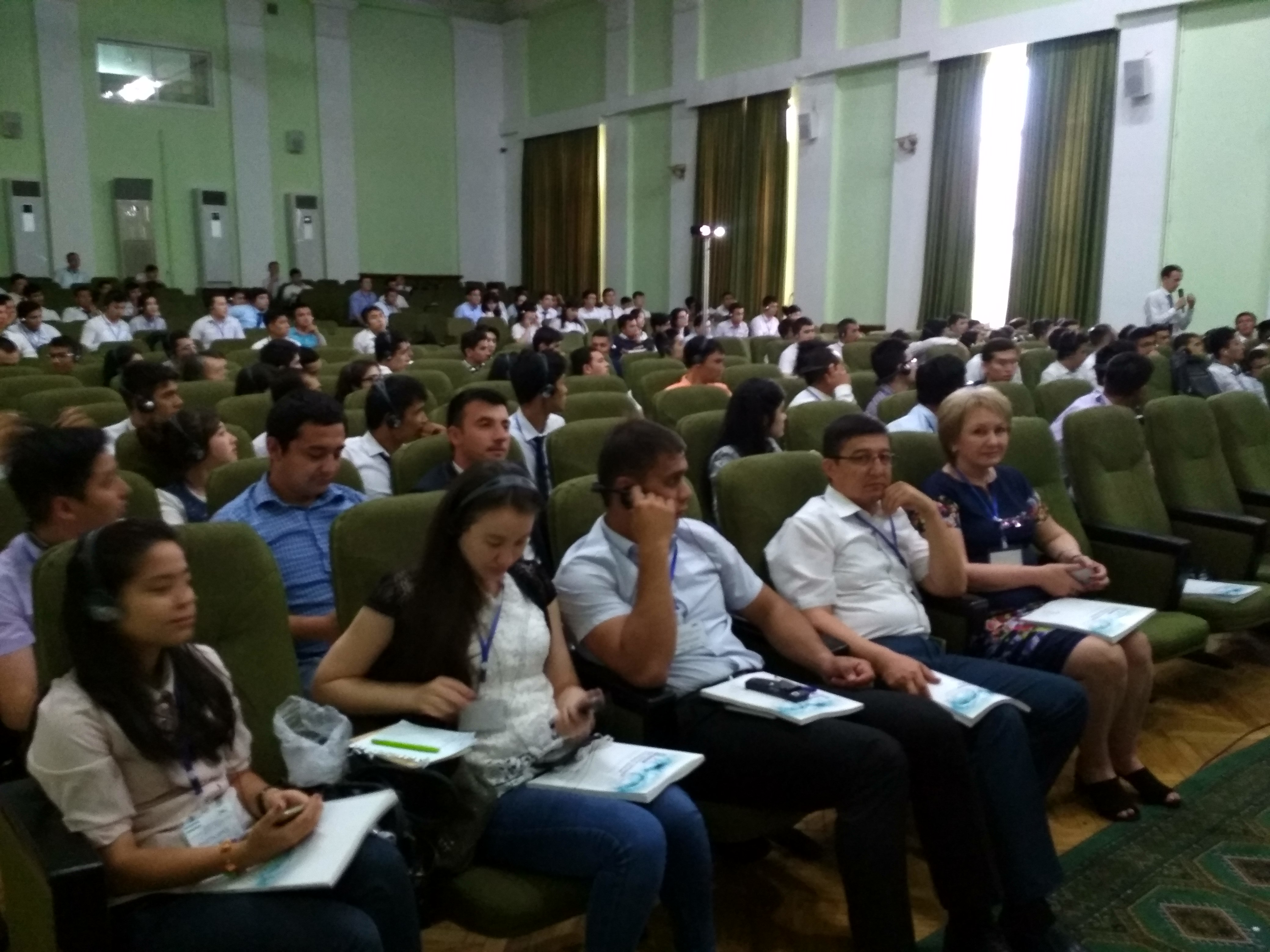 “OCHIQ KODLI DASTURIY MAXSULOT” MAVZUIDA O‘QUV-TRENING KURSLARI O‘TKAZILDI